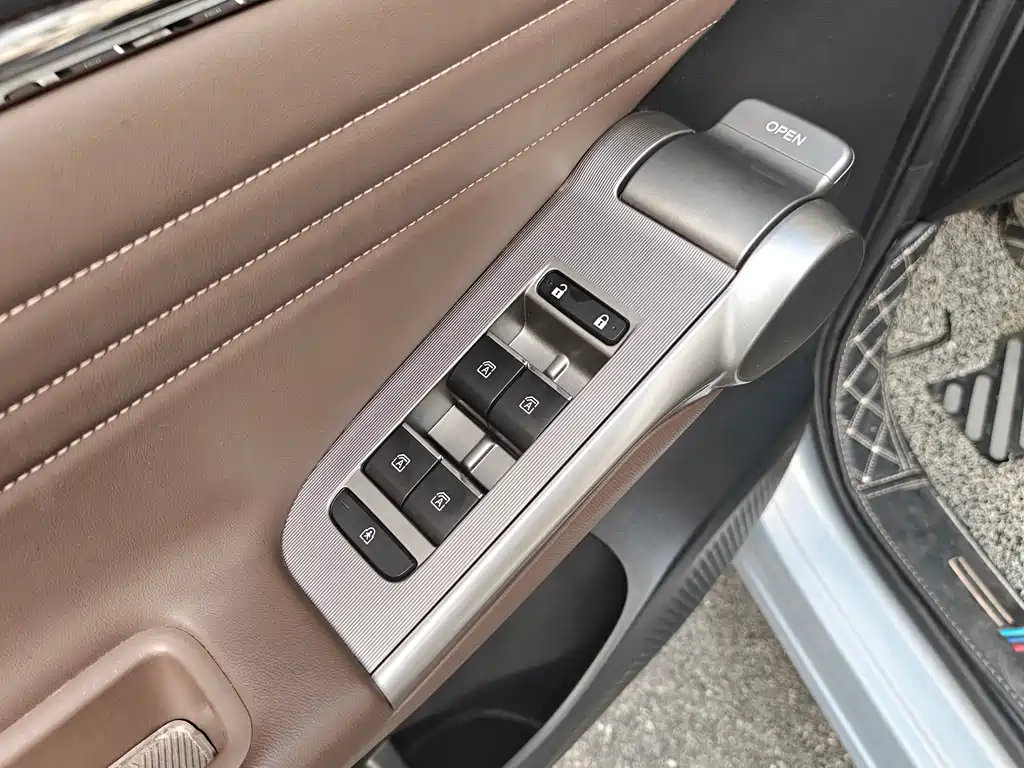 Фото машины 24