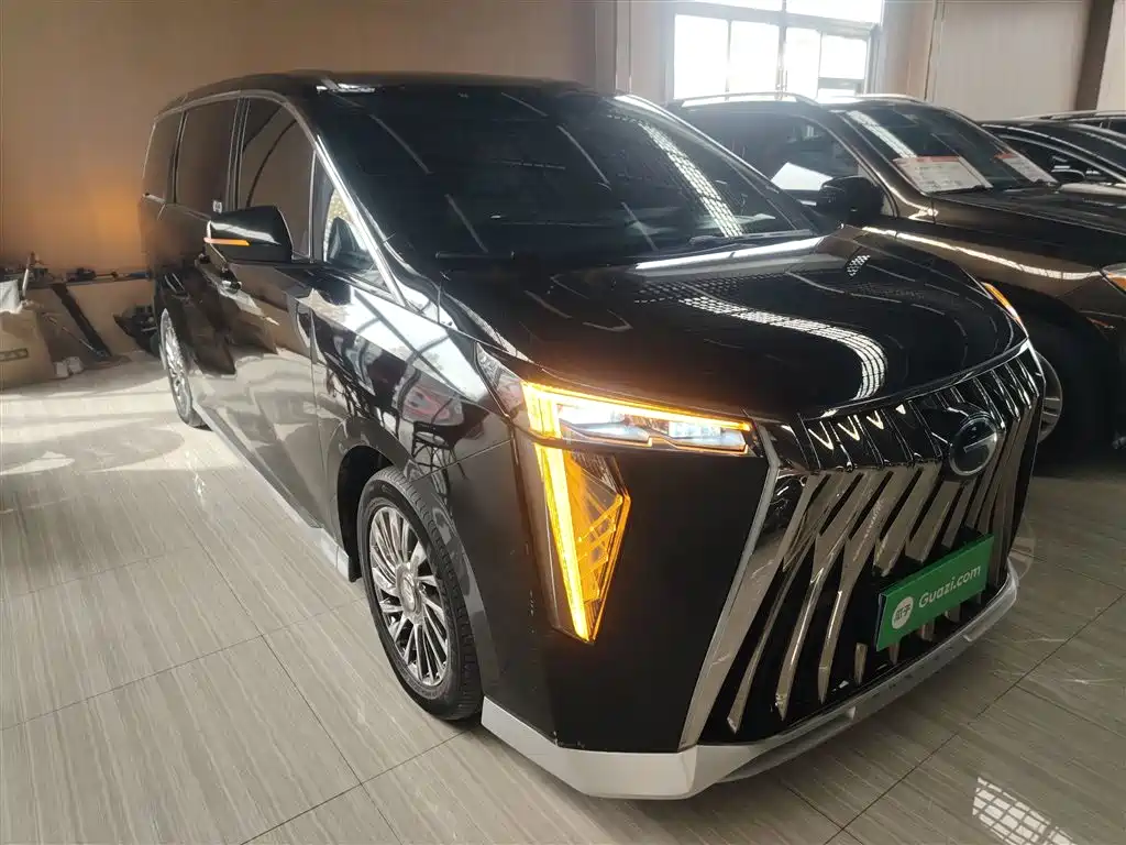 Trumpchi M8 2023 Grandmaster Series Dual Engine Royal Edition