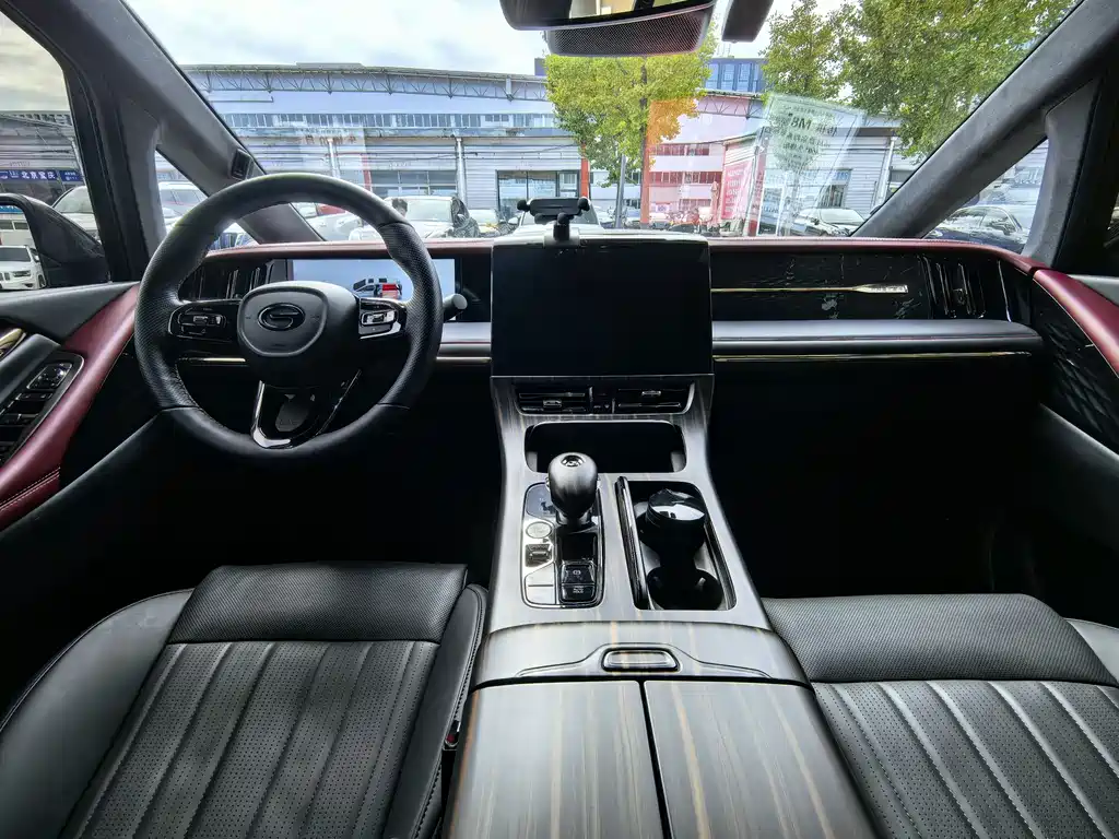 Trumpchi M8 2024 Master Series 400T Pioneer Edition