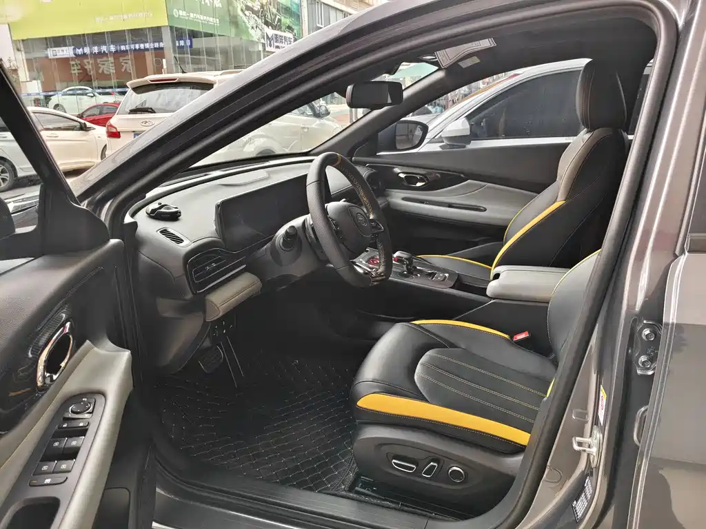 Фото машины 10