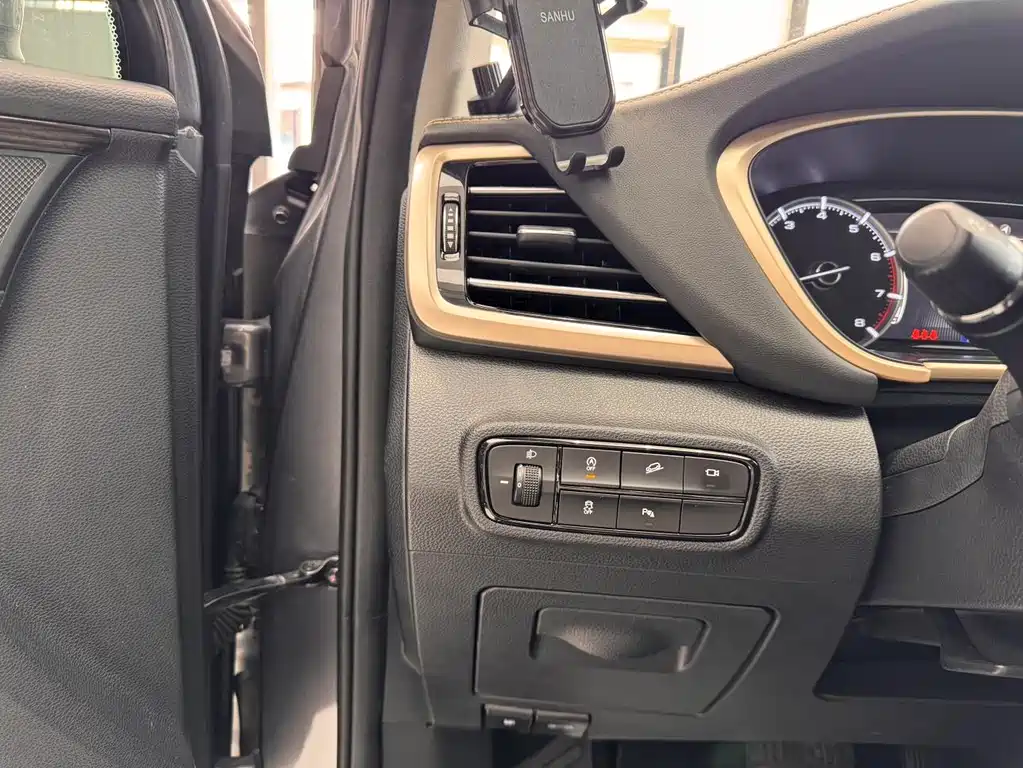 Фото машины 23