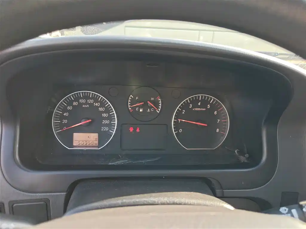 Jinbei Express 2020 2.0L upgraded version of National VI standard 6-seater 1TZS