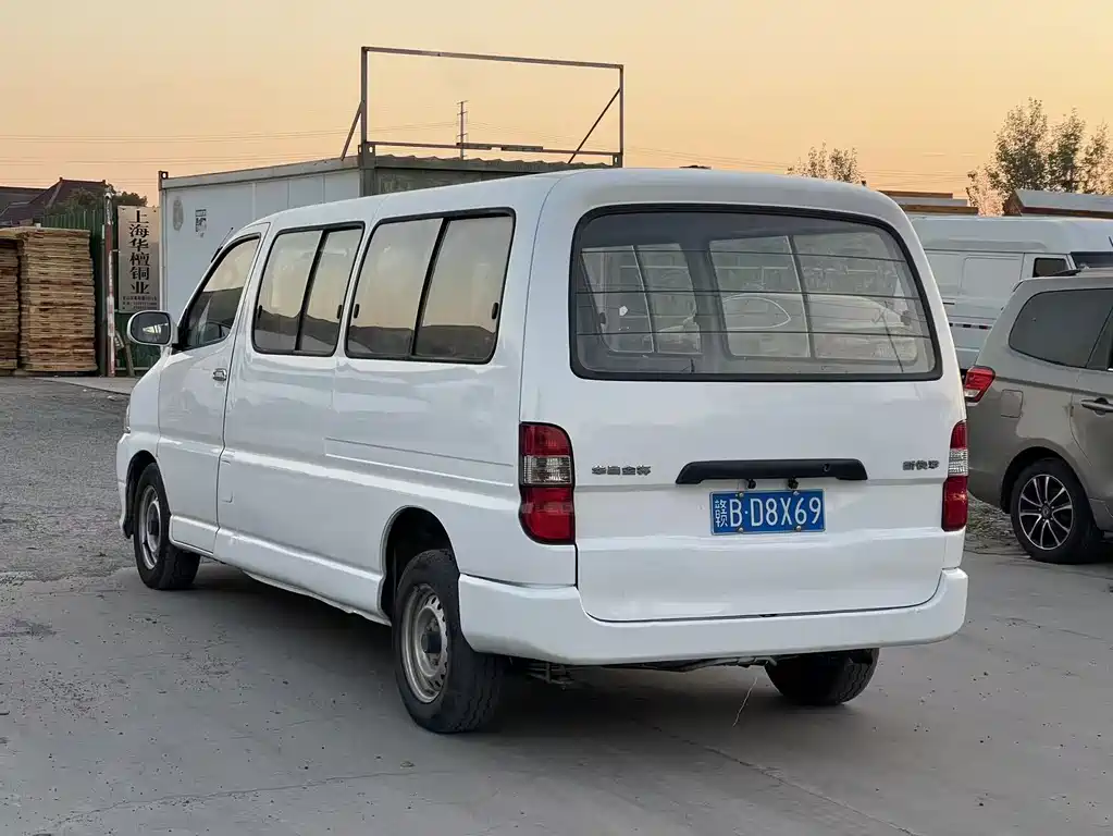 Jinbei Express 2020 2.0L National VI Economical 6-seater G6P-6 1TZS