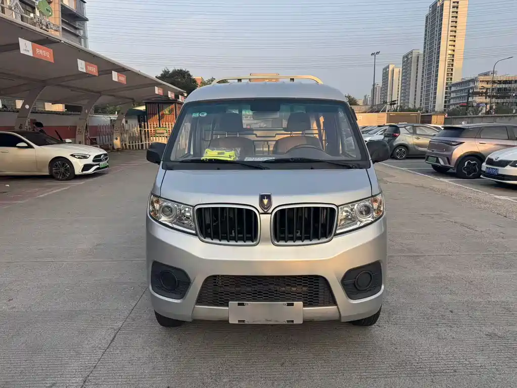 Jinbei T3 2023 model 1.5L Super Exclusive single row 2.7 meters