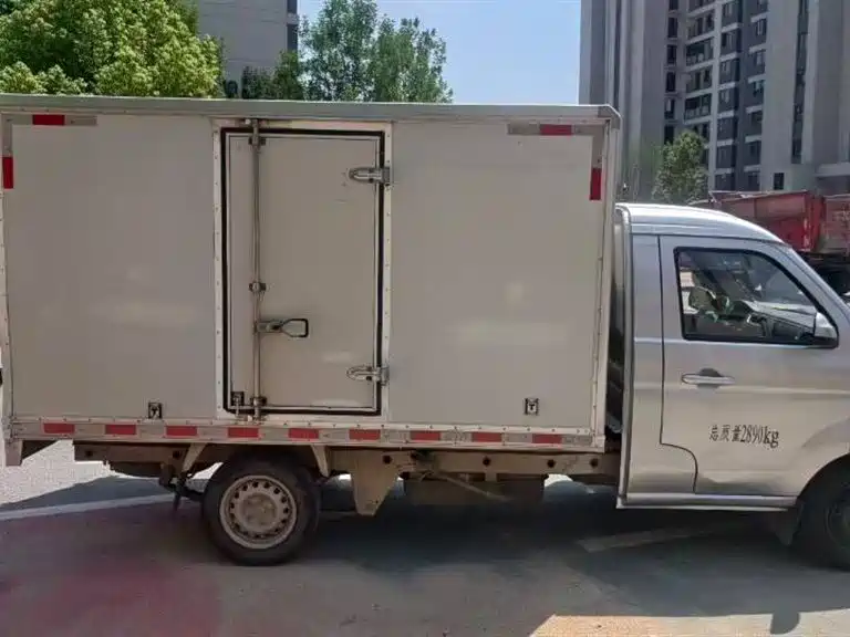 Jinbei T3 2019 1.5L National VI Comfort Type JKC1020DS6BL