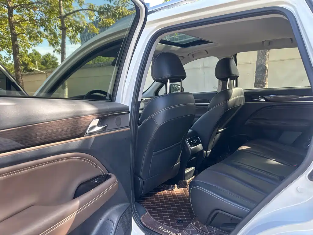 Фото машины 28