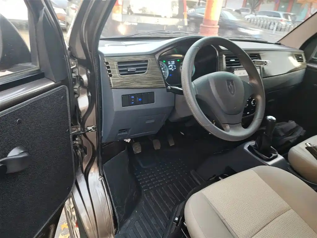 Фото машины 24