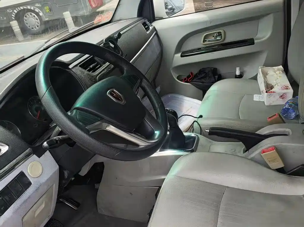 New Sea Lion X30L 2019 1.5L Cargo Cargo Wealth Edition Country VI SWC15M