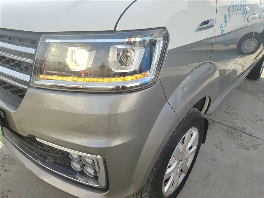 Фото машины 24