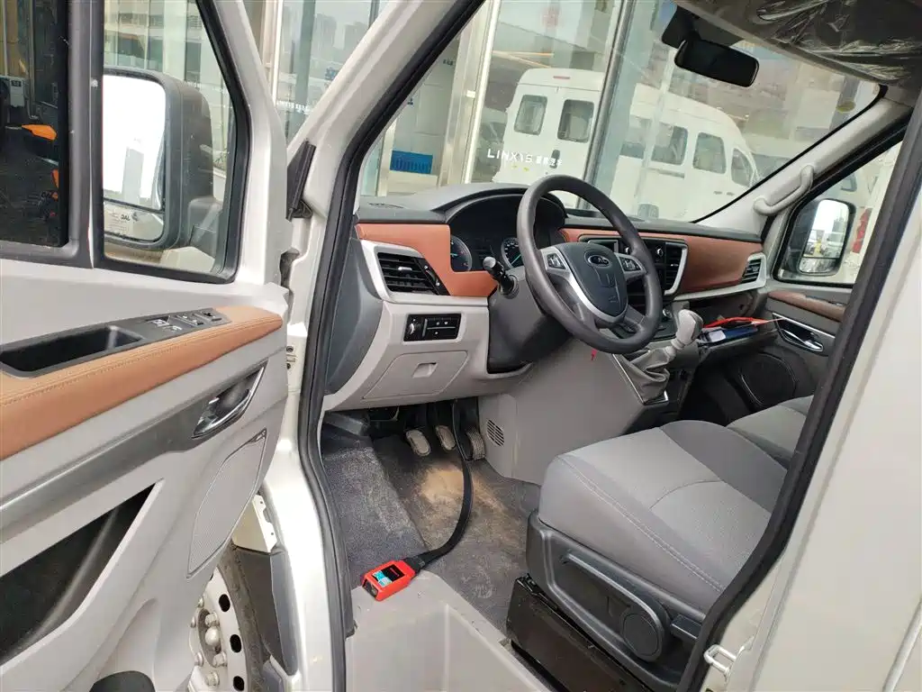 Xingrui 2024 2.5T 5 Series Express Edition Single Tire 5/6/7 Seat