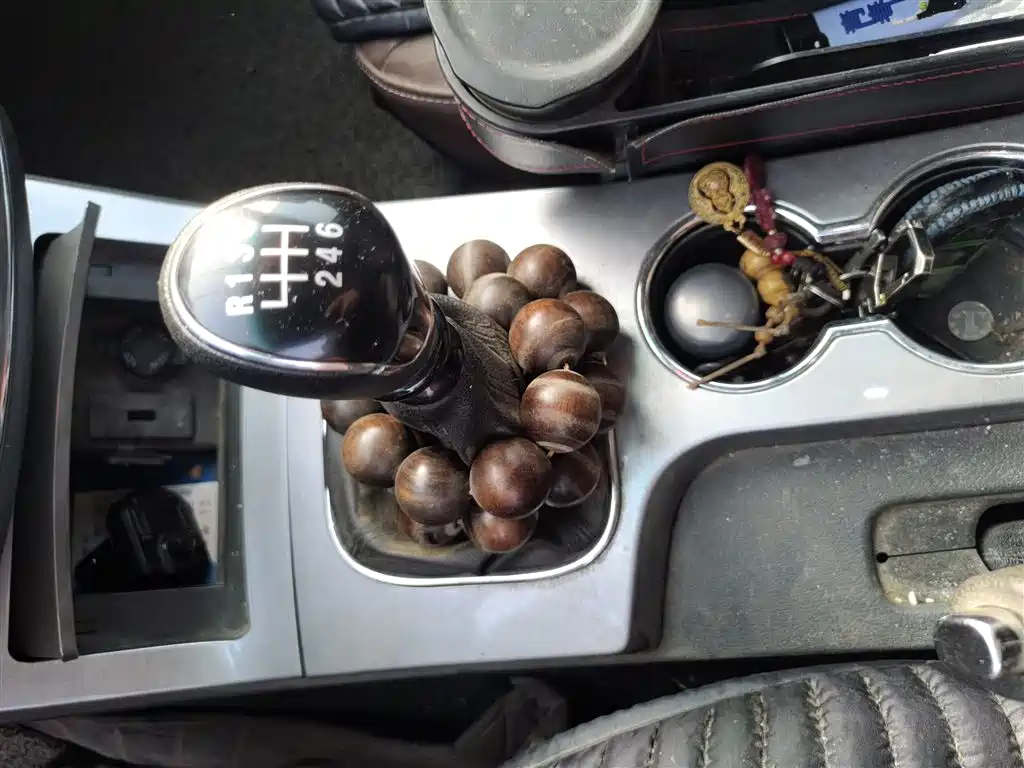 JAC T8 2019 2.0T gasoline four-wheel drive premium standard dual HFC4GA3-4D