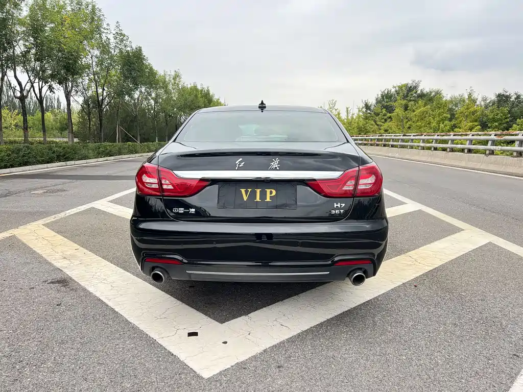 Hongqi H7 2021 1.8T Official Edition