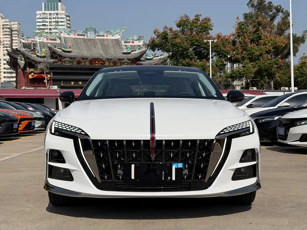 Hongqi H6 2025 model 2.0T to the United States version