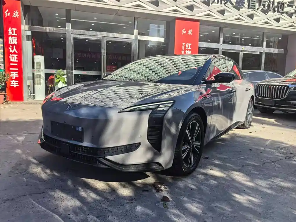 Hongqi EH7 2024 model 820 Pro
