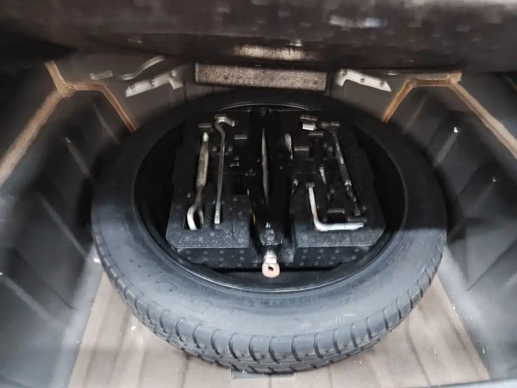 Hongqi H7 2019 1.8T Comfort Edition