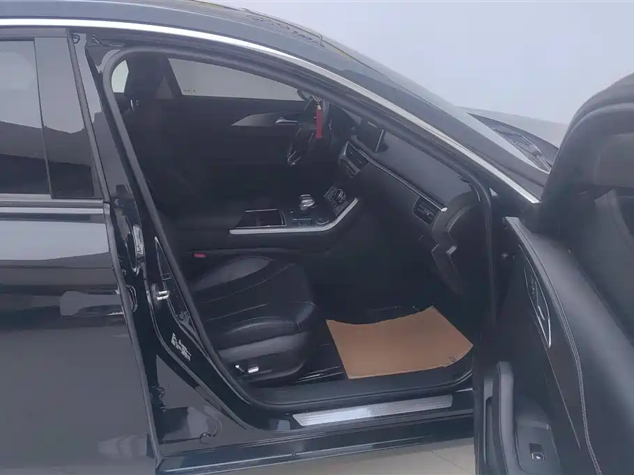 Hongqi H5 2020 1.8T Automatic Smart Union Flag Enjoy Edition