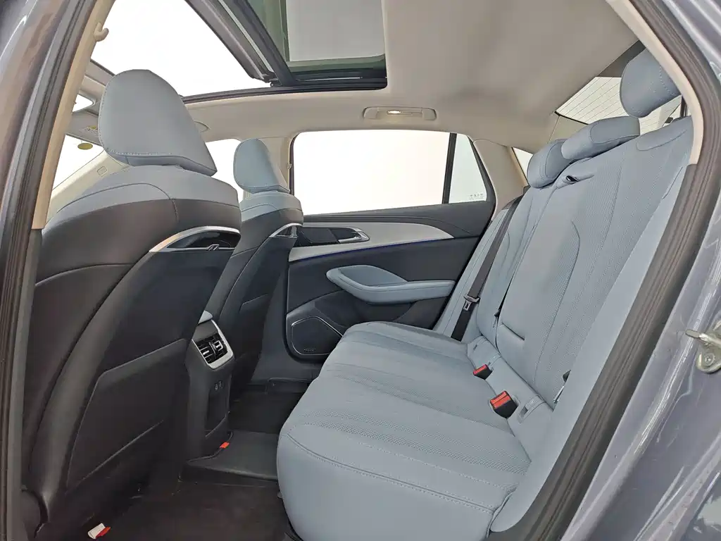 Фото машины 24