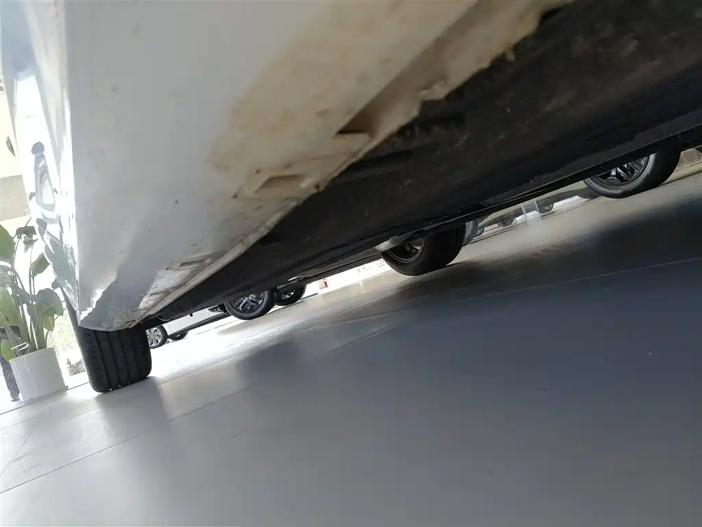 Hongqi H6 2024 model 2.0T to the United States version