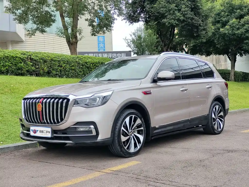 Hongqi HS7 2019 3.0T automatic four-wheel drive Zhilian flag collar version