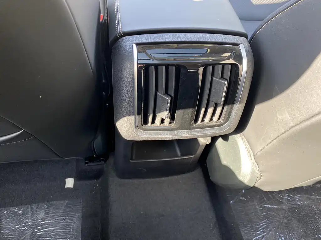 Pentium B70 2021 1.5T automatic enjoyment type