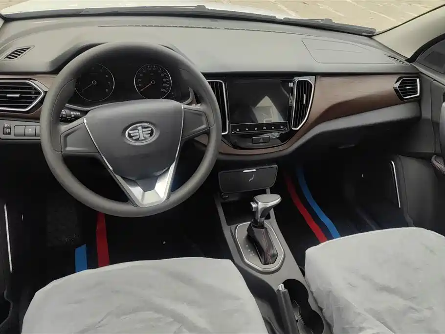 Xenia R7 2024 1.5L automatic comfort type