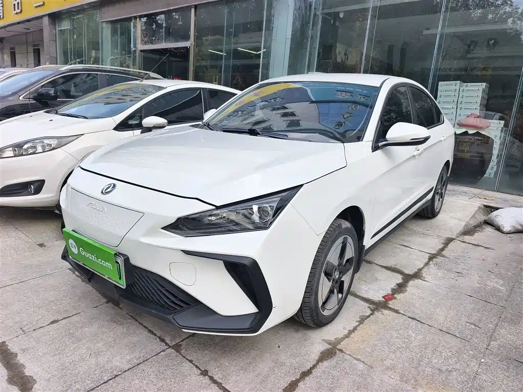 Dongfeng Fengshen E70 2023 Facelift PRO Smart Edition