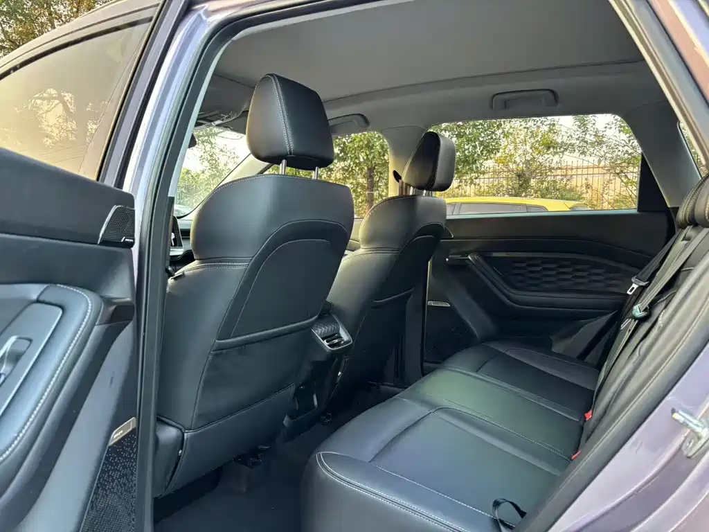 Wuling Nebula 2023 2.0L DHT Ultimate Edition