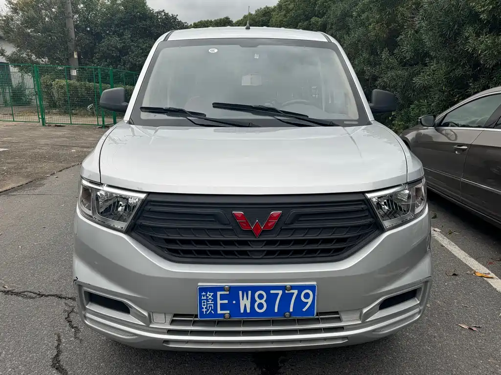 Wuling Hongguang V 2021 1.5L Jintuo Version LAR