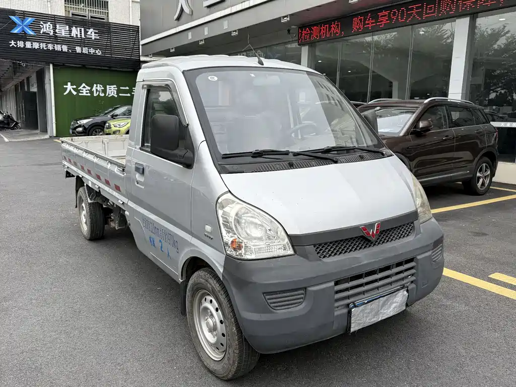 Wuling Rongguang small Card 2019 model 1.5L basic single row National VI L3C