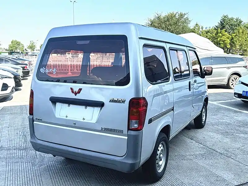 Wuling Zhiguang 2019 1.2L S Standard Type