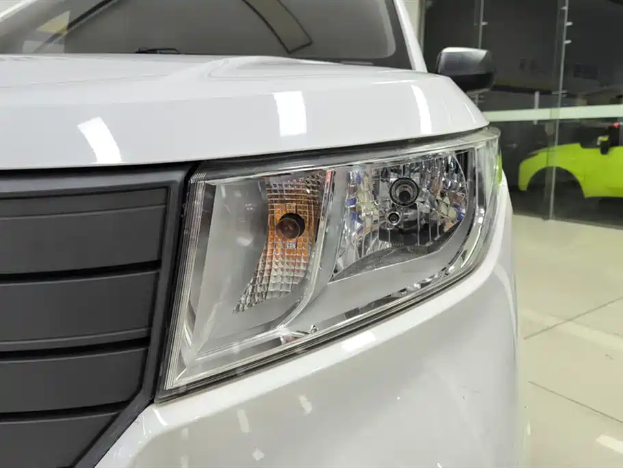 Wuling Hongguang PLUS 2020 1.5L manual Standard 7-seater