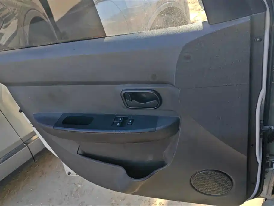 Wuling Hongguang 2020 model 1.2L S basic National VI LSI