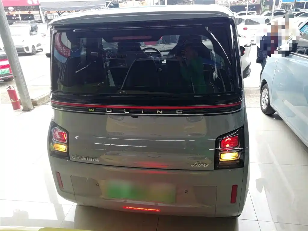 Wuling Air ev Clear Sky 2023 Four-seater-Standard Edition