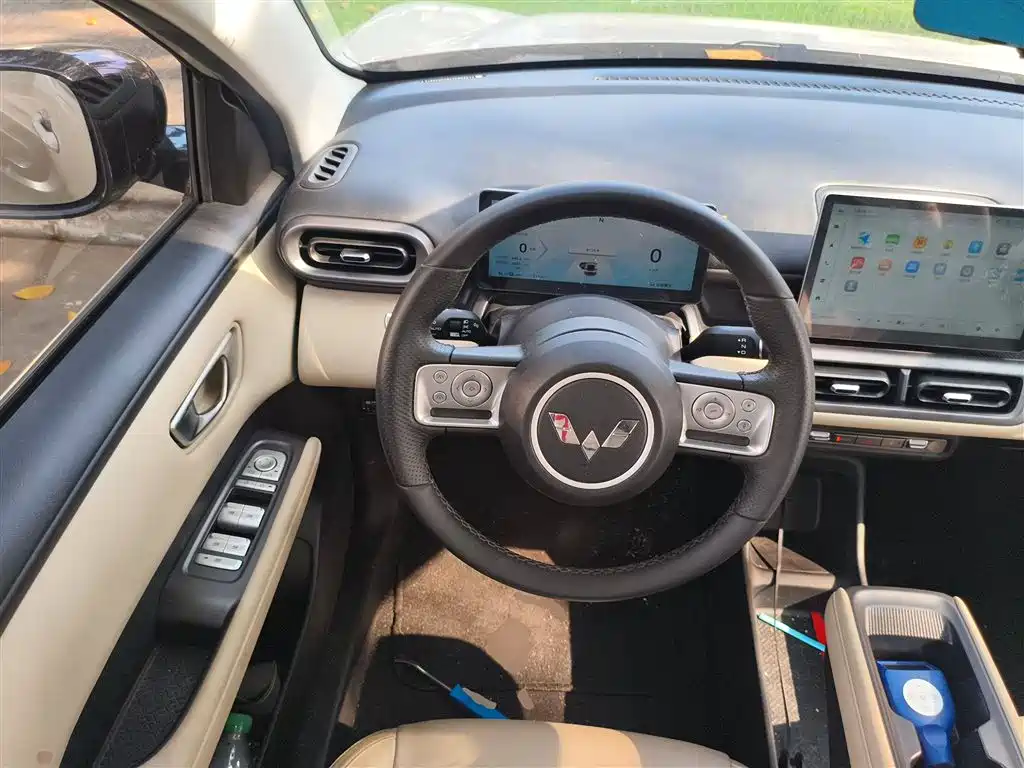 Wuling Bingguo PLUS 2024 330km five-seater version