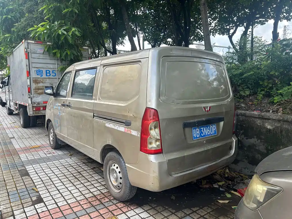Wuling Rongguang 2019 1.2L S Van Transporter Standard 5-seater