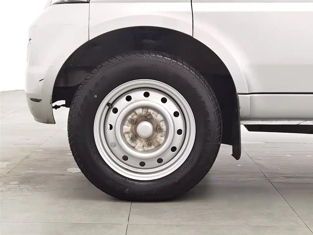 Wuling Rongguang 2020 1.5L Lengthened basic National VI L3C