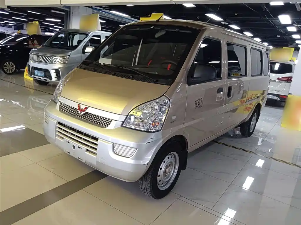 Wuling Rongguang 2021 1.5L Extended Basic L3C