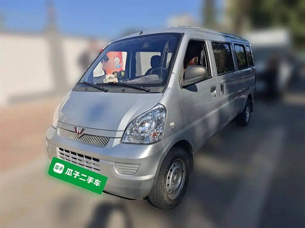 Wuling Rongguang 2021 1.5L extended standard air-conditioning version L3C