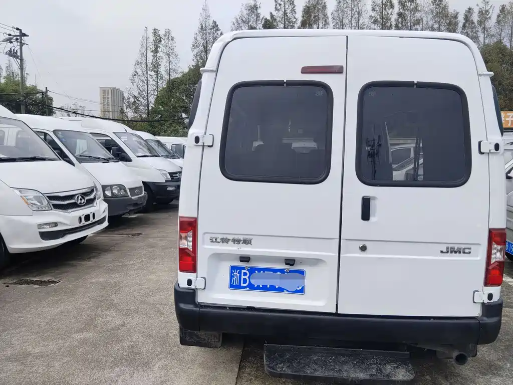 Teshun 2019 2.8T commercial short-axis mid-top 6-seater National VI JX493