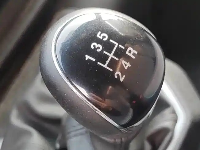 Teshun 2019 2.8T commercial short-axis mid-top 6-seater National VI JX493