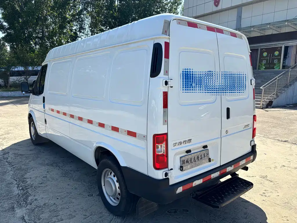 Teshun 2021 2.8T Space King Taurus long-axis mid-high-top rear single tire 3-seater diesel Country VI JX493