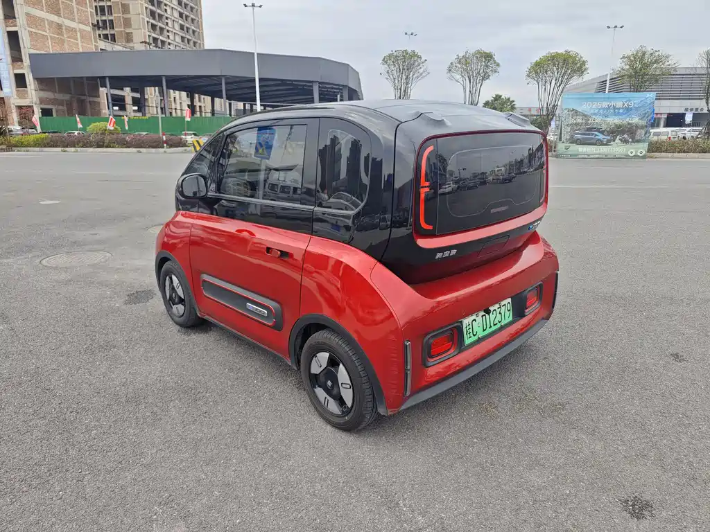 Baojun E300 2020 Interstellar Future Edition