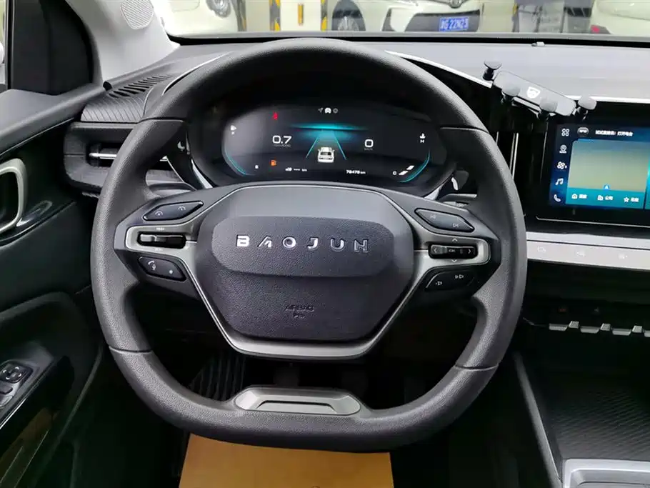 Baojun RM-5 2019 1.5T manual 24-hour online elite 6-seater