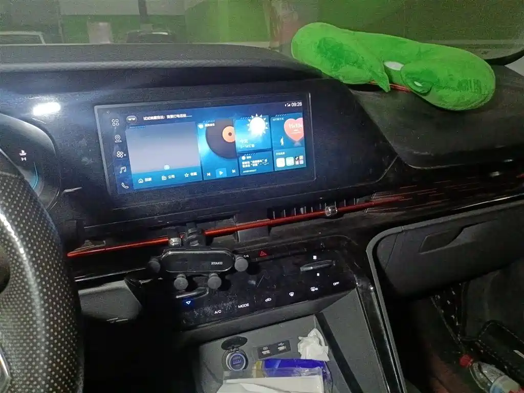 Baojun RC-6 2019 1.5T manual 24-hour online luxury