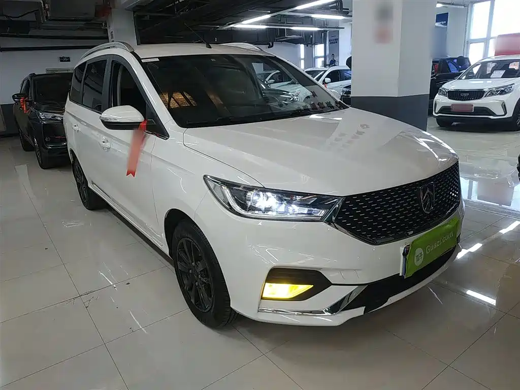 Baojun 360 2019 model facelift 1.5L manual elite Country VI