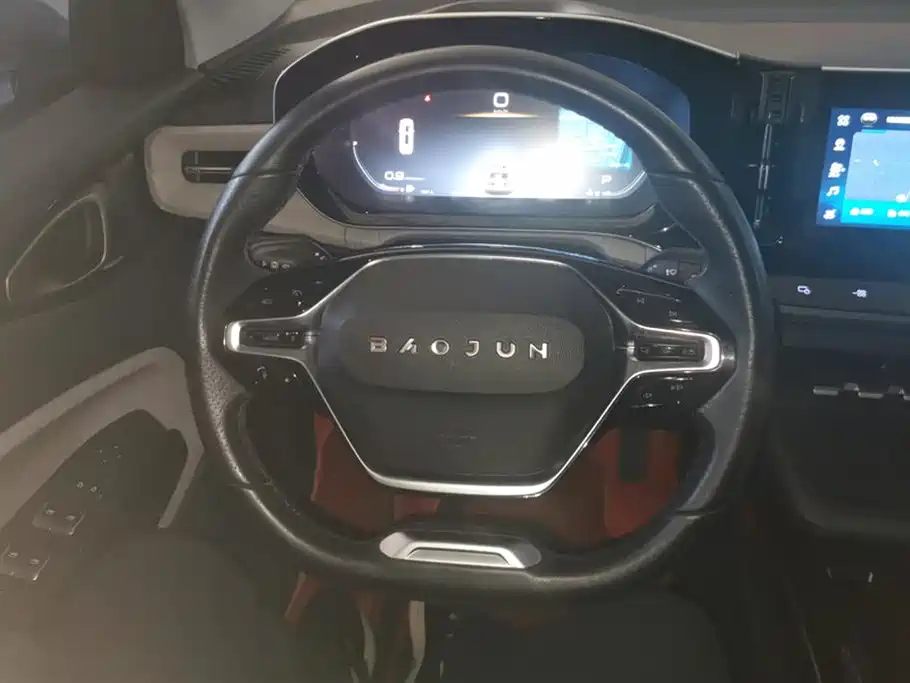 Baojun RM-5 2019 1.5T CVT 24-hour online premium 6-seater