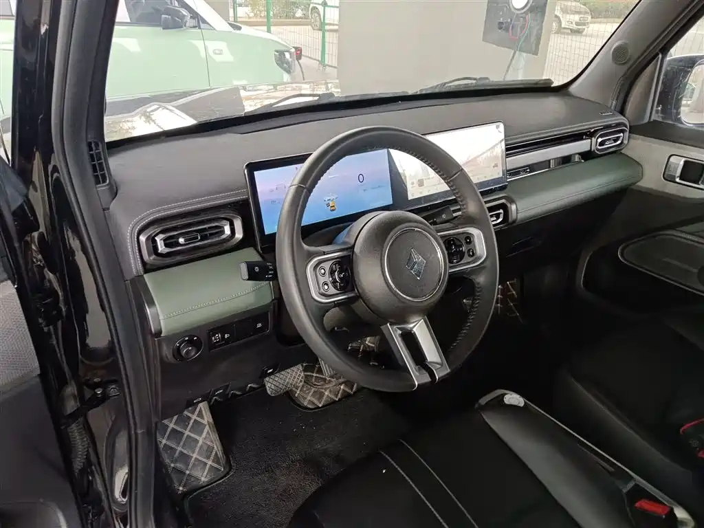 Baojunyue also 2023 Zhizun Edition