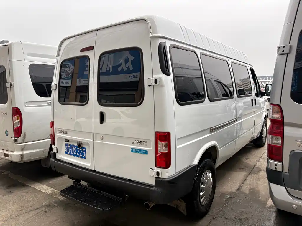 Teshun 2019 2.8T commercial long-axis mid-top 6-seater rear single tire National VI JX493