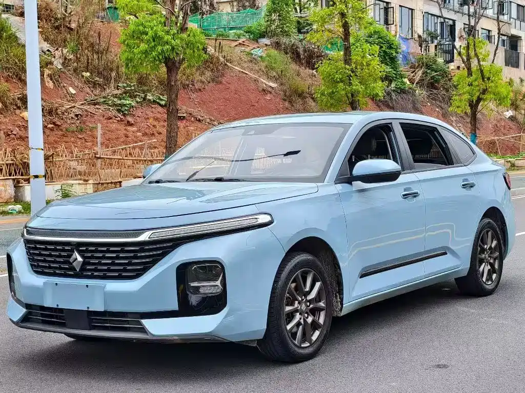 Baojun RC-5 2020 1.5L manual Zhiyao Luxury