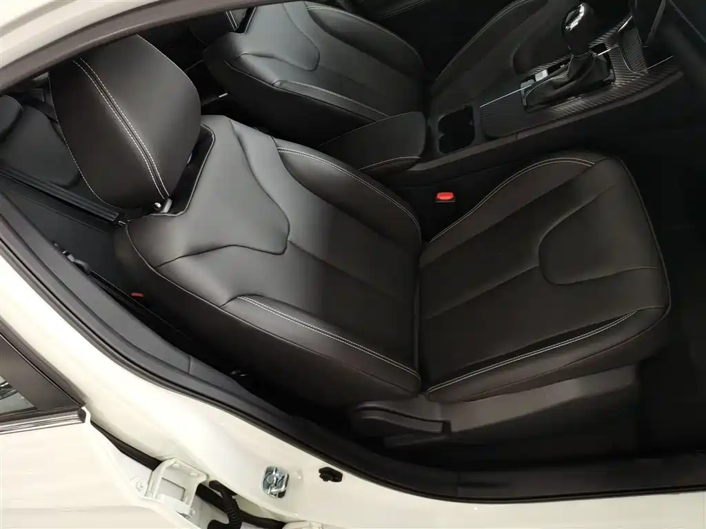 Фото машины 24